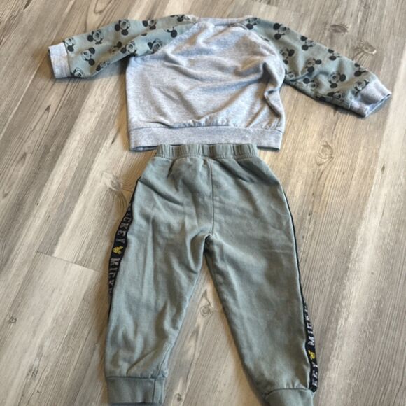 Vintage Disney Baby Mickey Jogger Set Size 24 Months - Picture 6 of 10